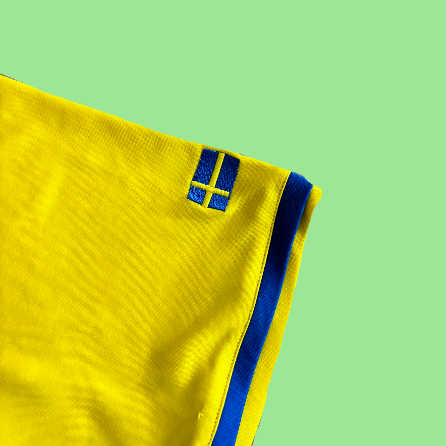 2016 Sweden Home Kit (M)